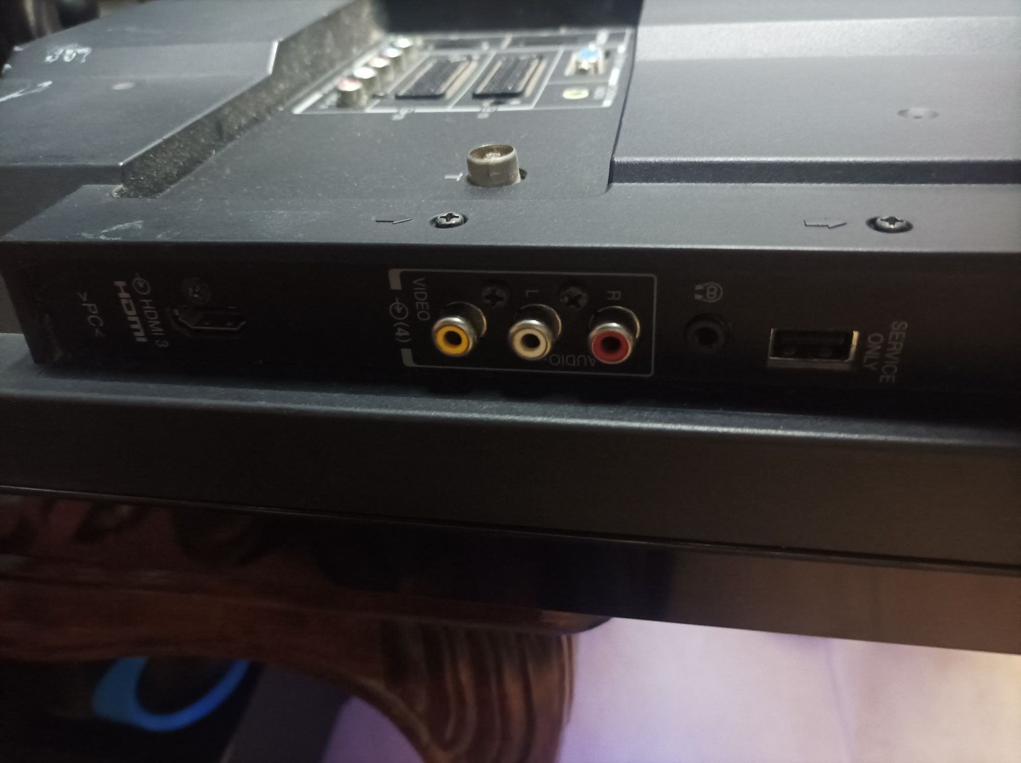 Toshiba Regza 26AV605PG  26" LCD