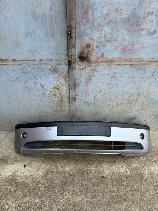 Бампер bmw e46 в ідельному стані всі кріплення цілі