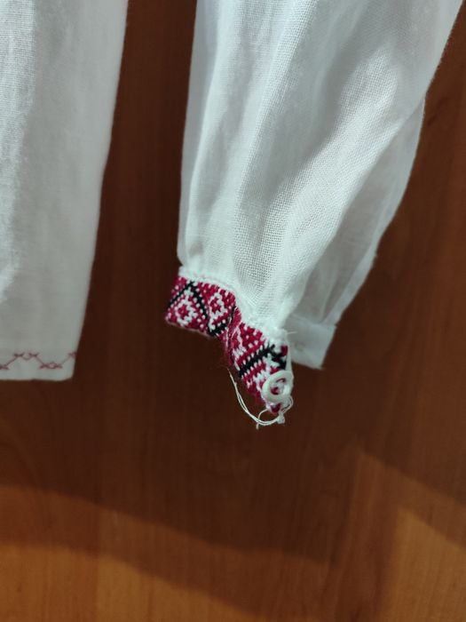 Вишиванка для хлопчика 10-12 років.