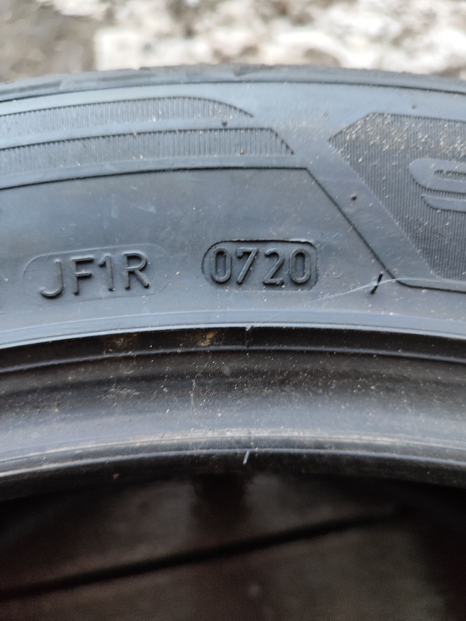 Opony 295/40R20 106Y Good Year Eagle F1
