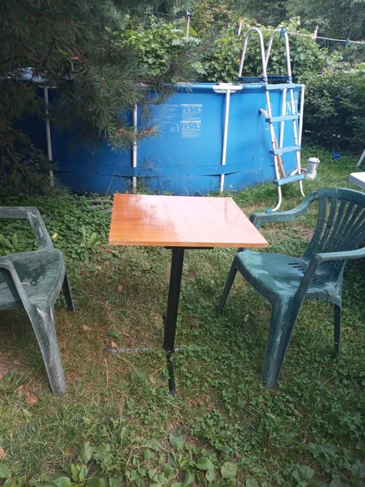 Столик на дачу  або квартиру