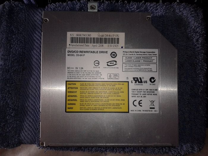 Продам оптический привод DVD-RW дисковод ноутбука DS-8A1P, в идеале.