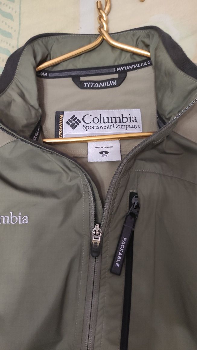 Columbia titanium