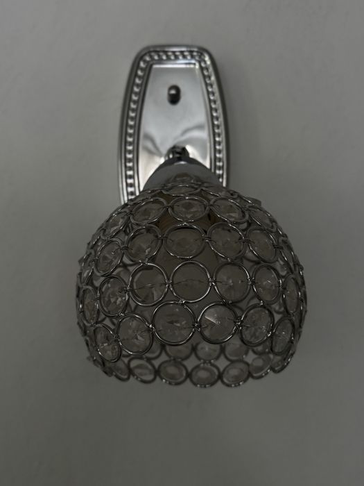 Продам 10/10 світильники 2 та 1 підвісний на стелю