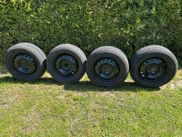 Koła felgi stalowe opony zimowe 205/55R16