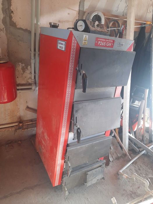 Котел твердопаливний