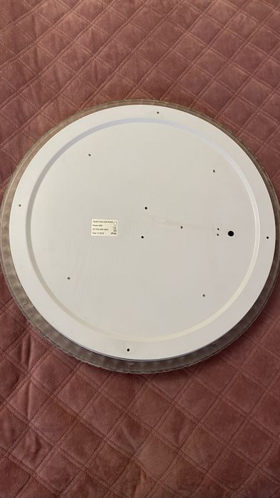 Продам светильник потолочный