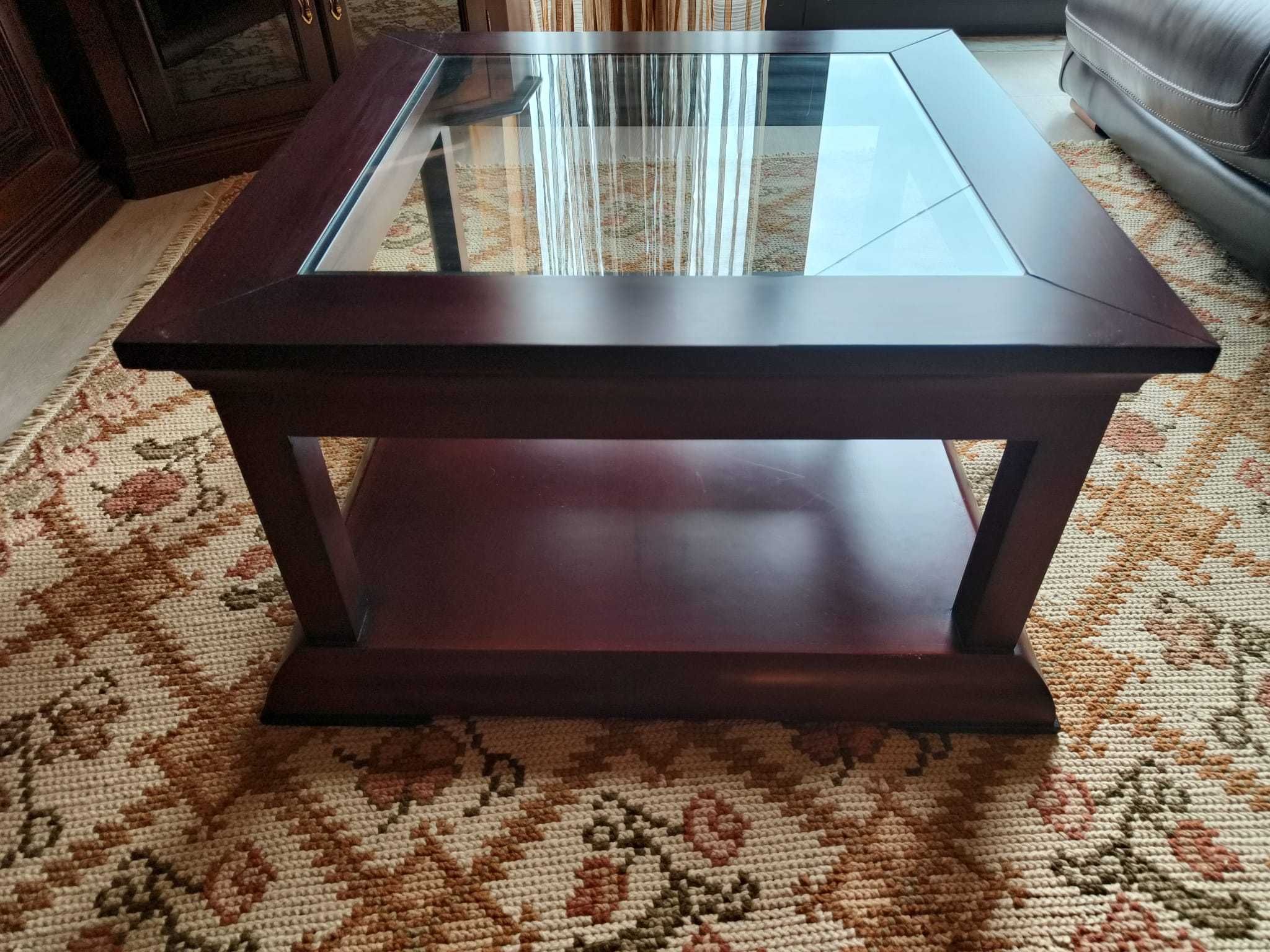 Mesa de Centro em Madeira com Vidro – Excelente Estado