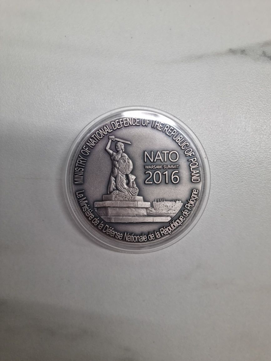 Coin / medal Min. Obr. Nar. Szczyt Nato 2016