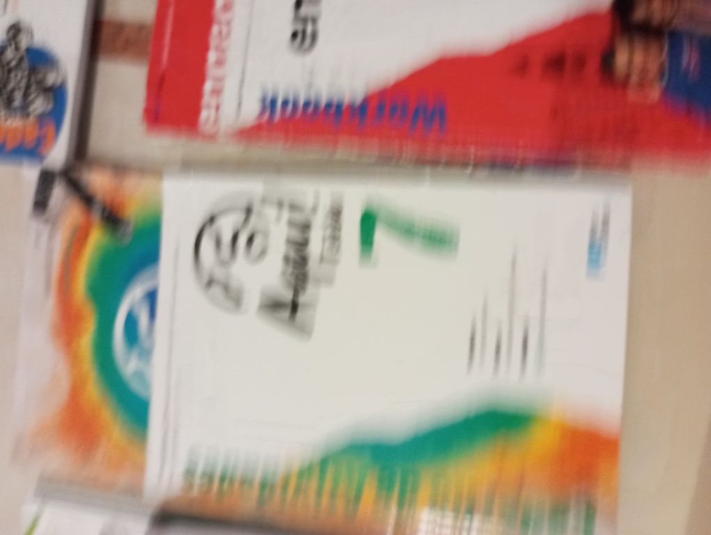 Livros escolares 7 ano