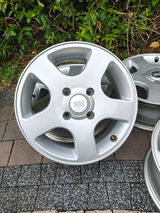 15 Volvo Mitsubishi 4x114,3 6J et35