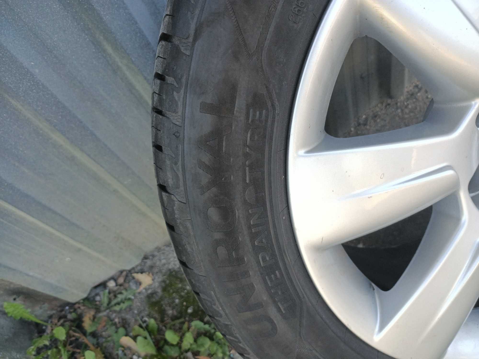 Koła Audi 17 z oponami Uniroyal 225/55/17 w b.dobrym stanie