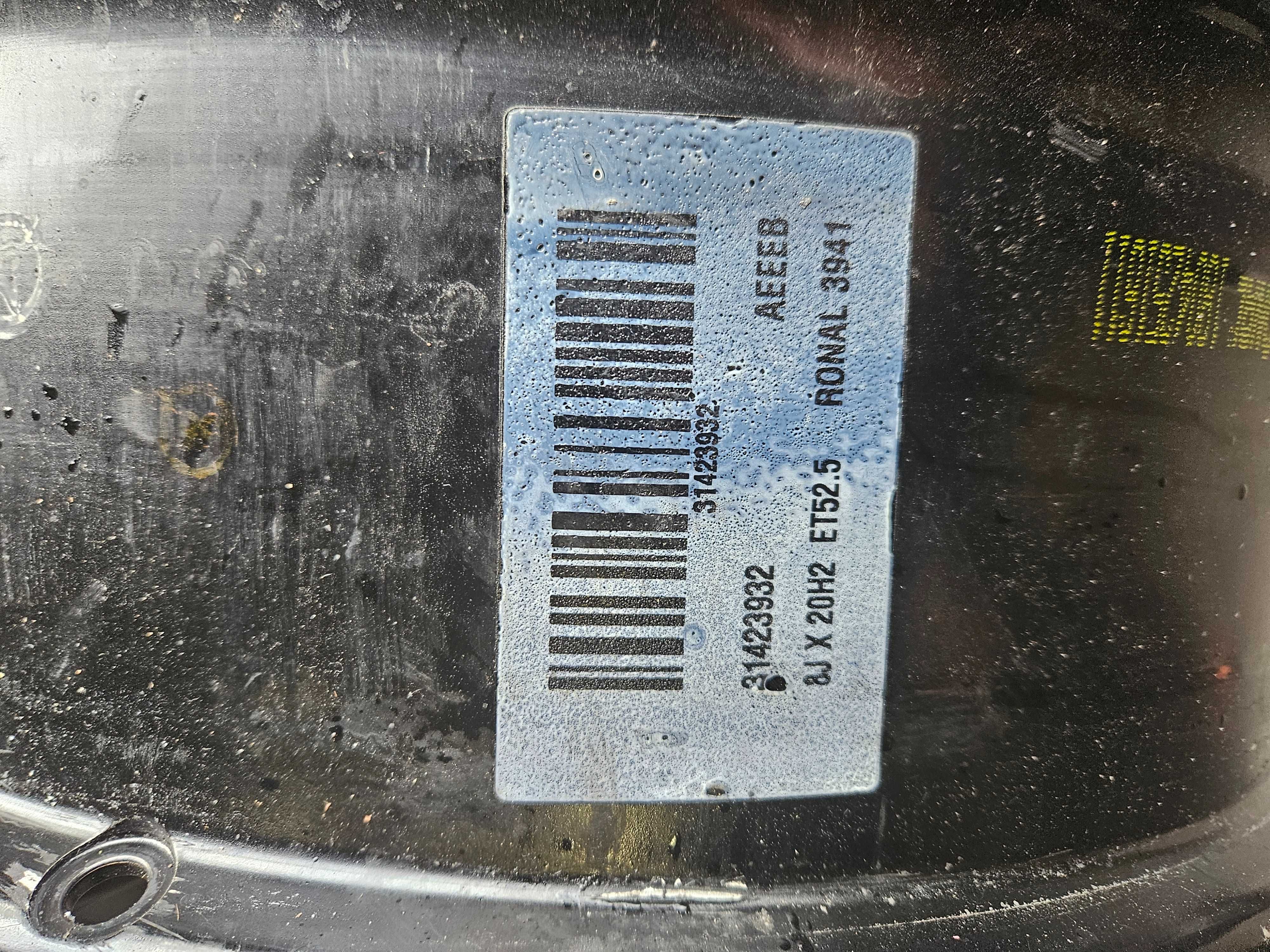 Felga VOLVO Inscription 20" OEM 8-spoke Black Diamond Cut