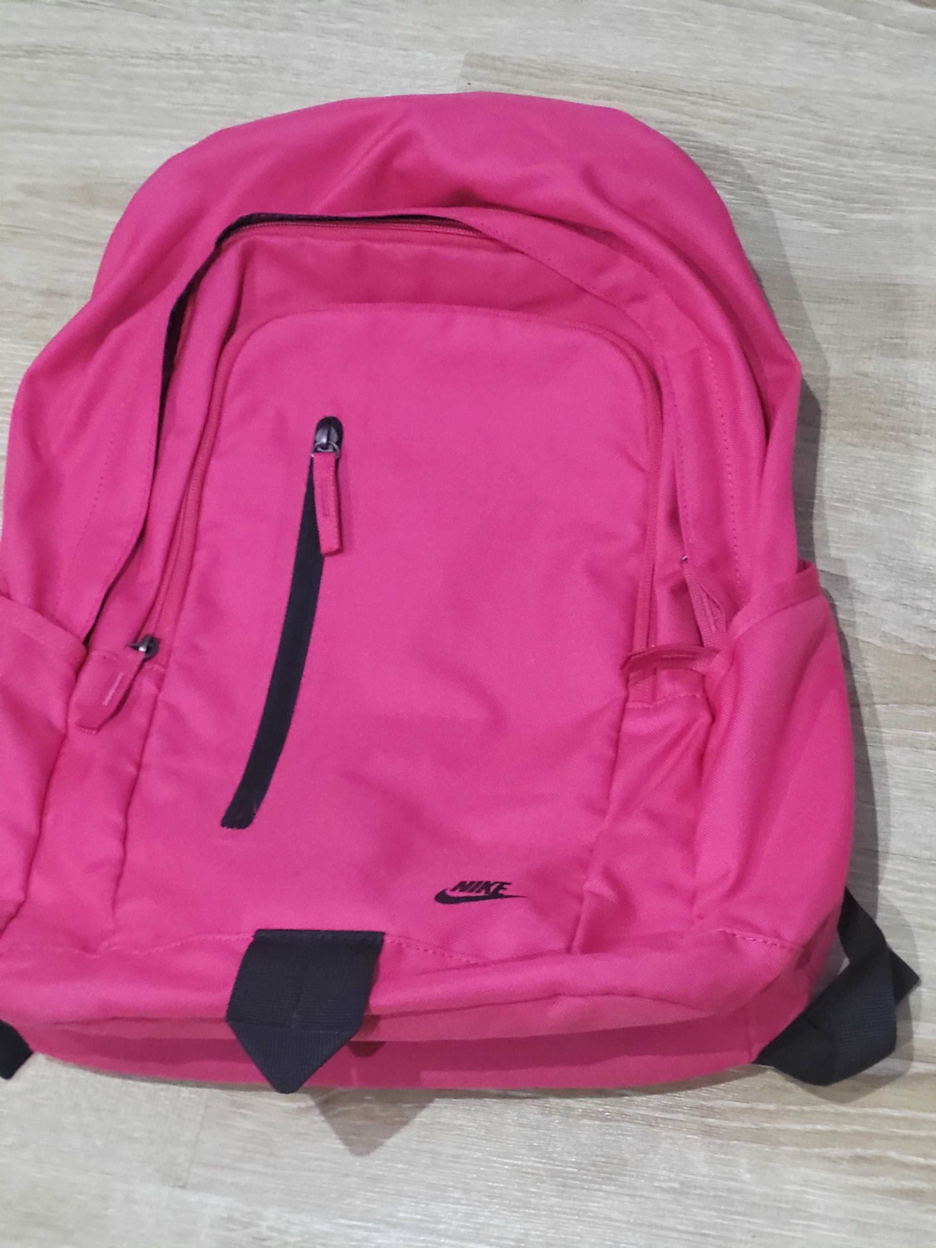 Plecak dla dziewczynki Nike