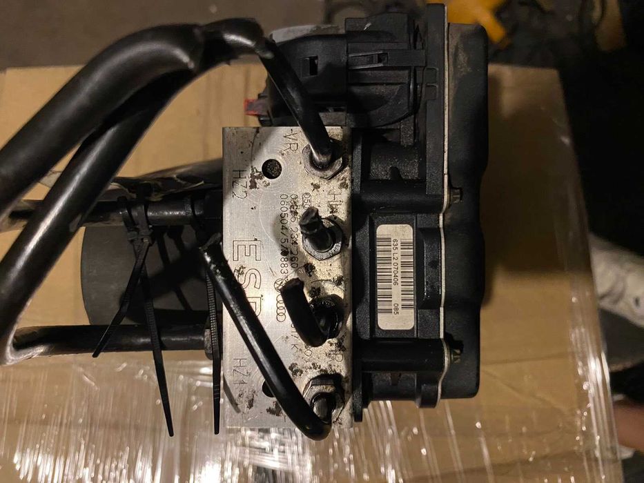 Блок Абс Ауді А6С6 4F0910517K