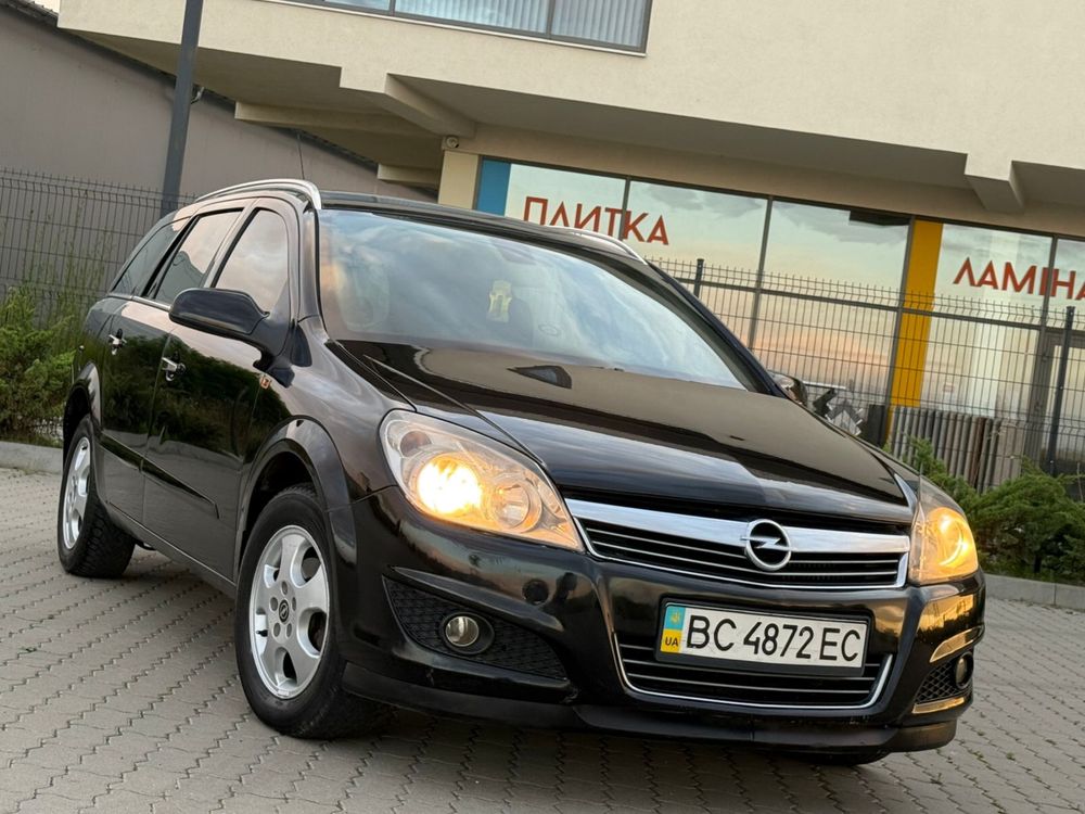 Opel Astra , у гарному стані