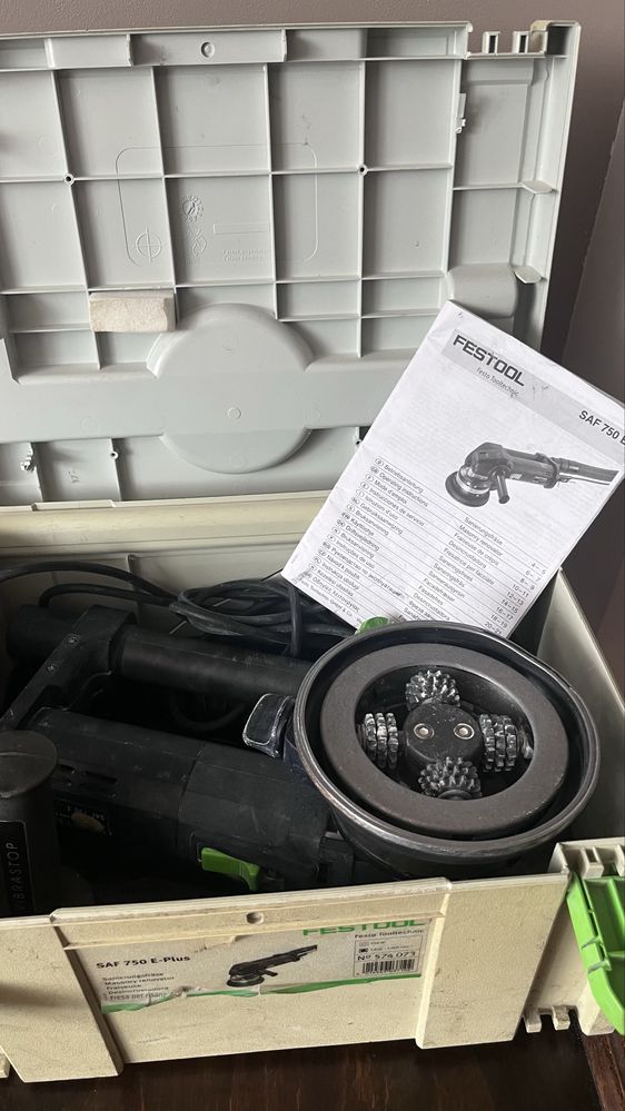 Frezarka Festool SAF 750 E – do usuwania powłok / renowacji / betonu