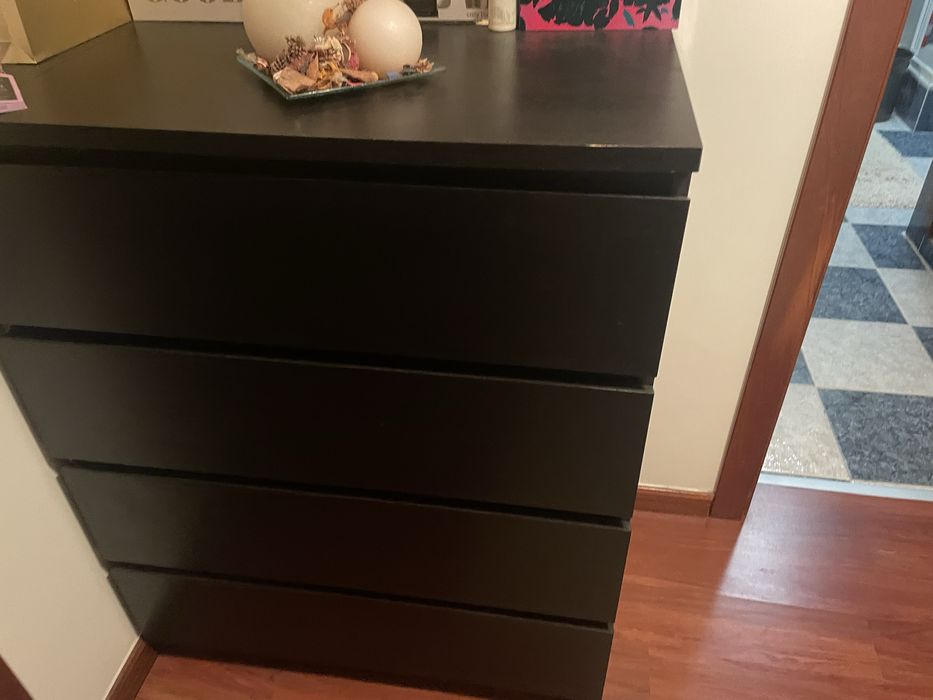 Cómoda Ikea 4 gavetas