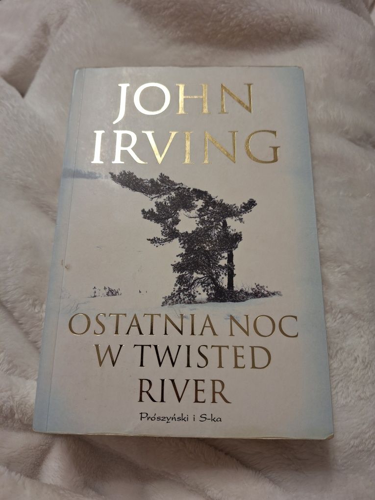 John Irving- Ostatnia noc w Twisted River książka