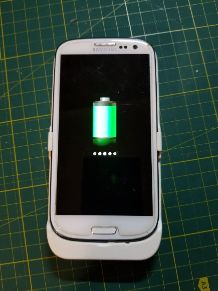 Аккумуляторный чехол для Samsung Galaxy S III 
Samsung Galaxy S IIISam