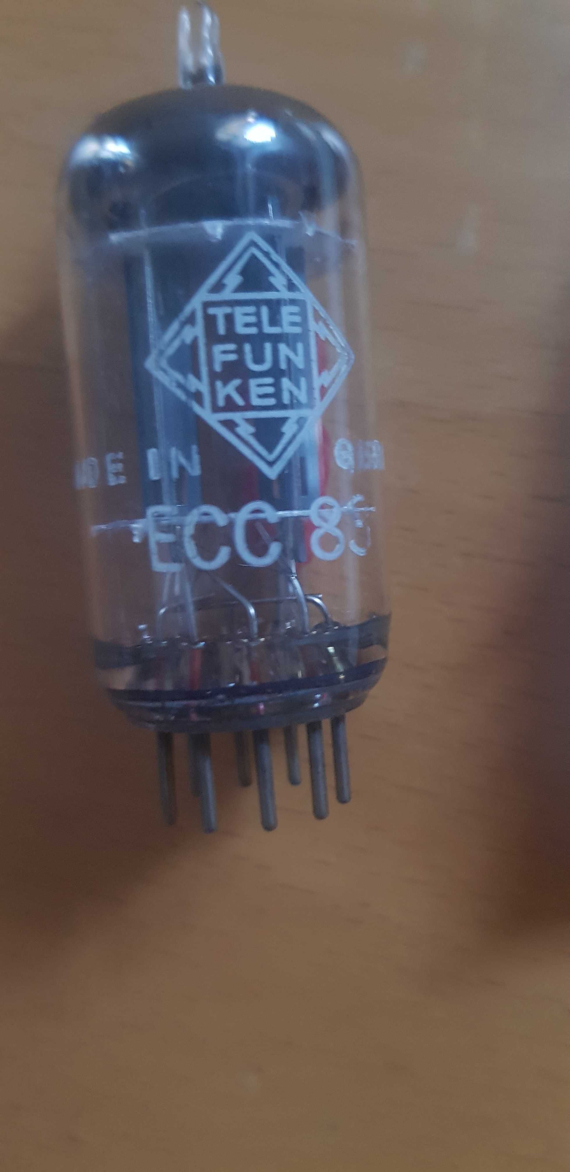 Lampa ecc-83 Telefunken