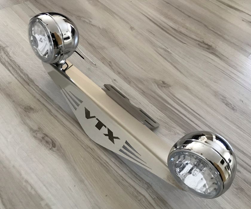 Lightbar lampy daszki poprzeczka Honda VTX 1300, 1800 halogeny