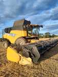 New Holland CR 9090 4WD