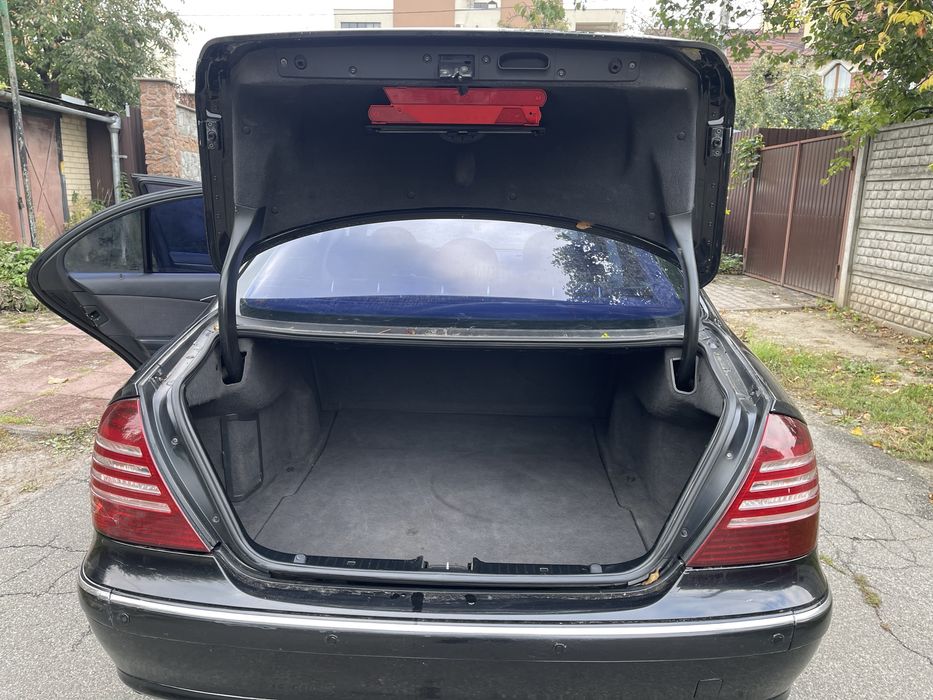 Продам автомобиль Mercedes-Benz