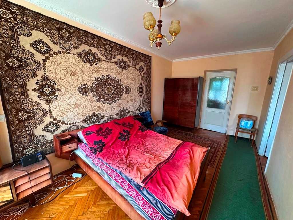 Продається 3 кімнатна квартира у ЦЕНТРІ міста