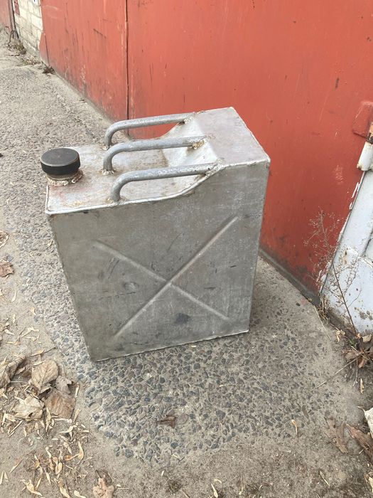 Каністри алюмінієві 40 л ,30 л