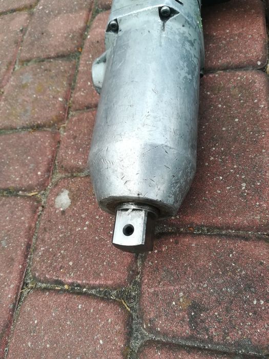 TuKlucz udarowy zakretarka  Bosch GDS 30