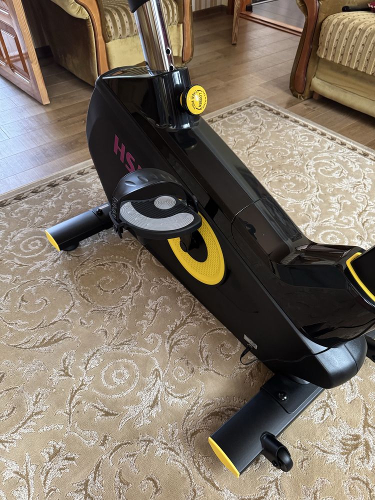Велотренажер HouseFit HSF 8268HPM