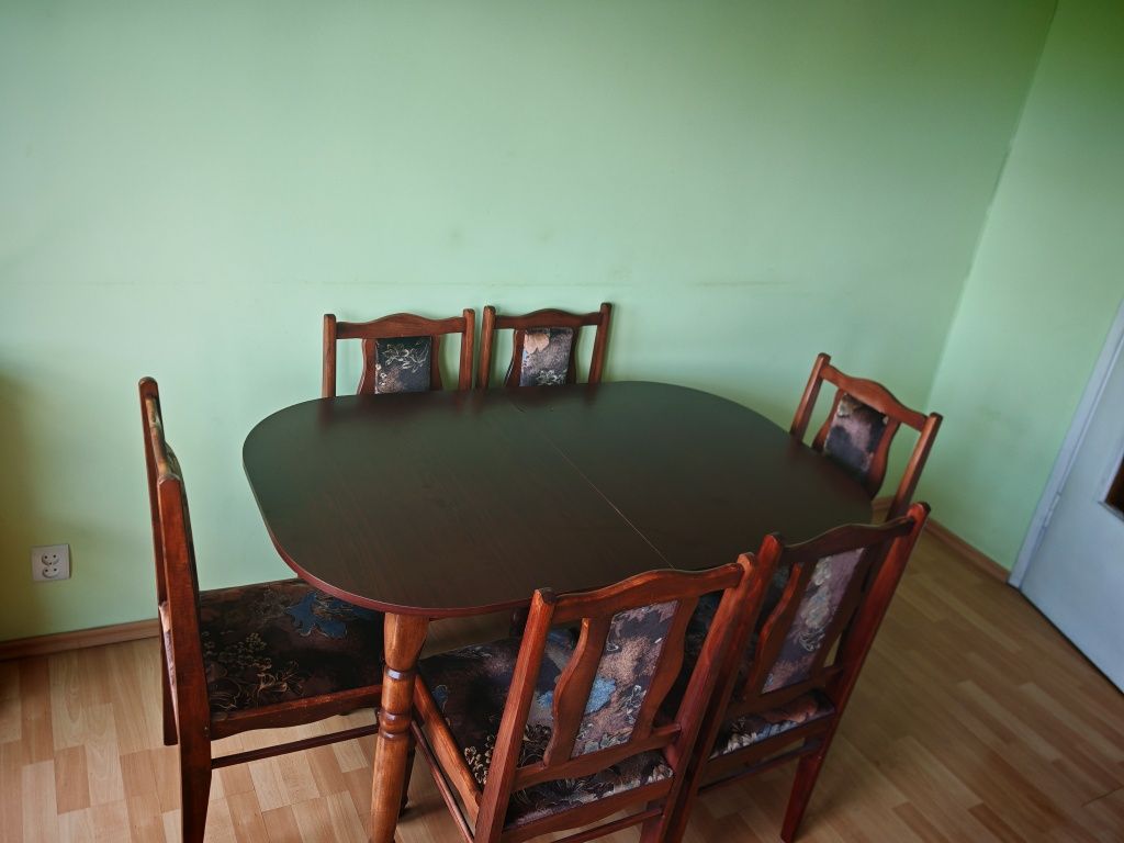 Zestaw Stół i krzesła
