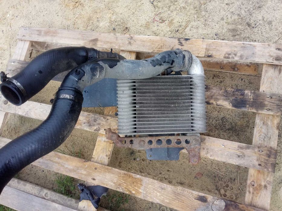 toyota avensis VERSO 2,0 D-4D 116KM INTERCOOLER kierownica