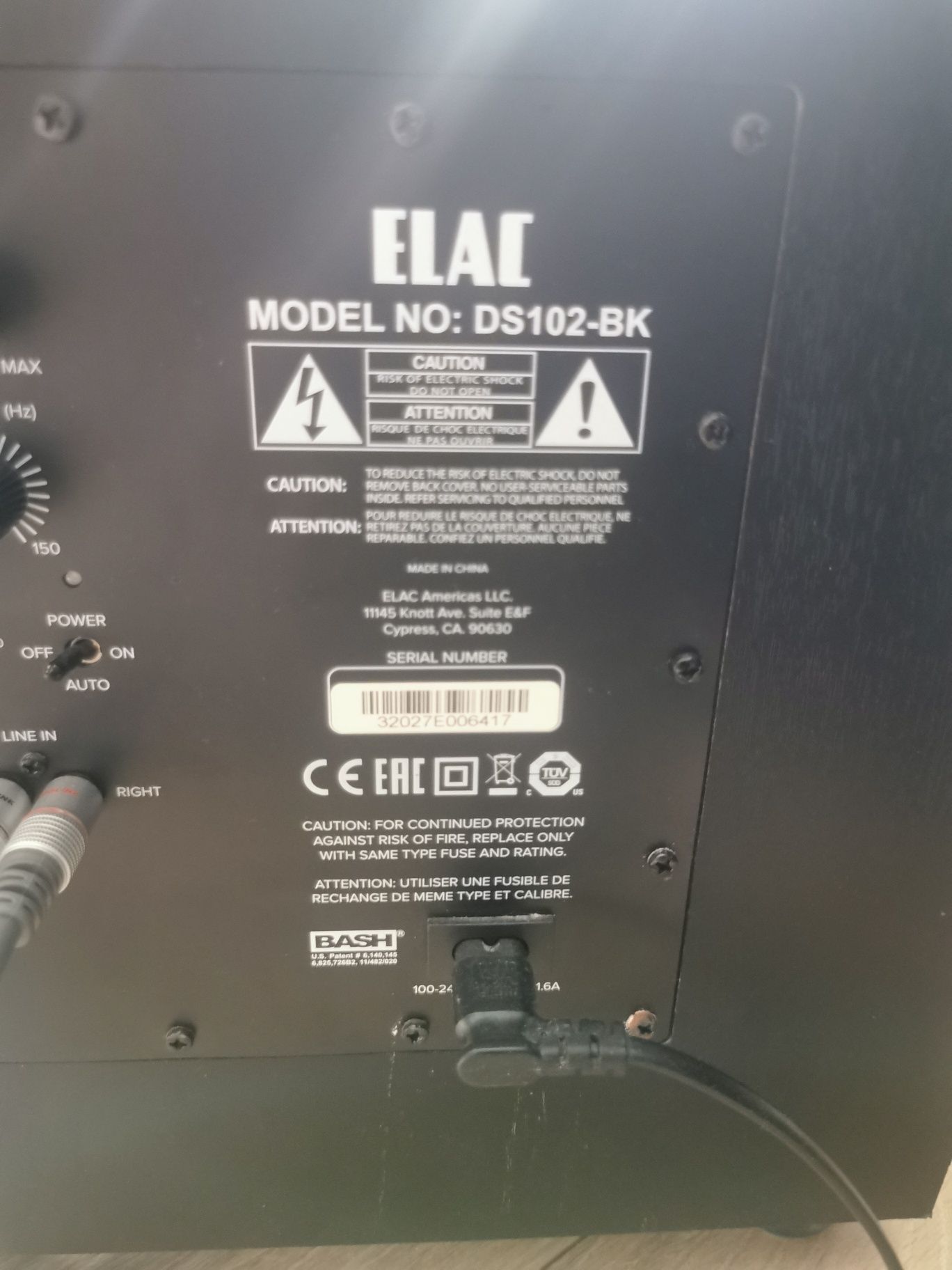 Subwoofer aktywny Elac 102 BK