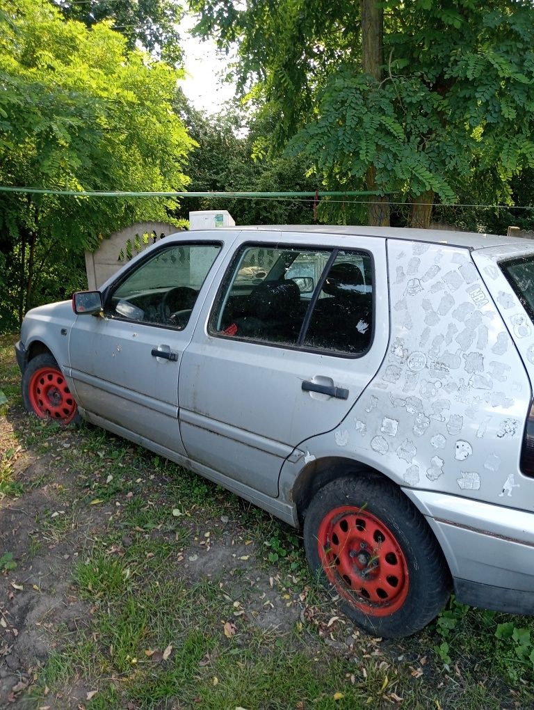Golf 3 części lub w całości Ford drzwi lewy tył
