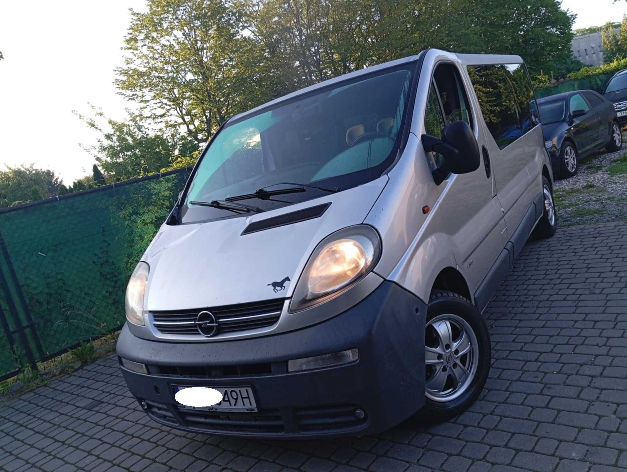 Ładne/Vivaro/Long/1.9/Diesel/8-Osób/Klima/Hak/Sprawne/Zarejestr/