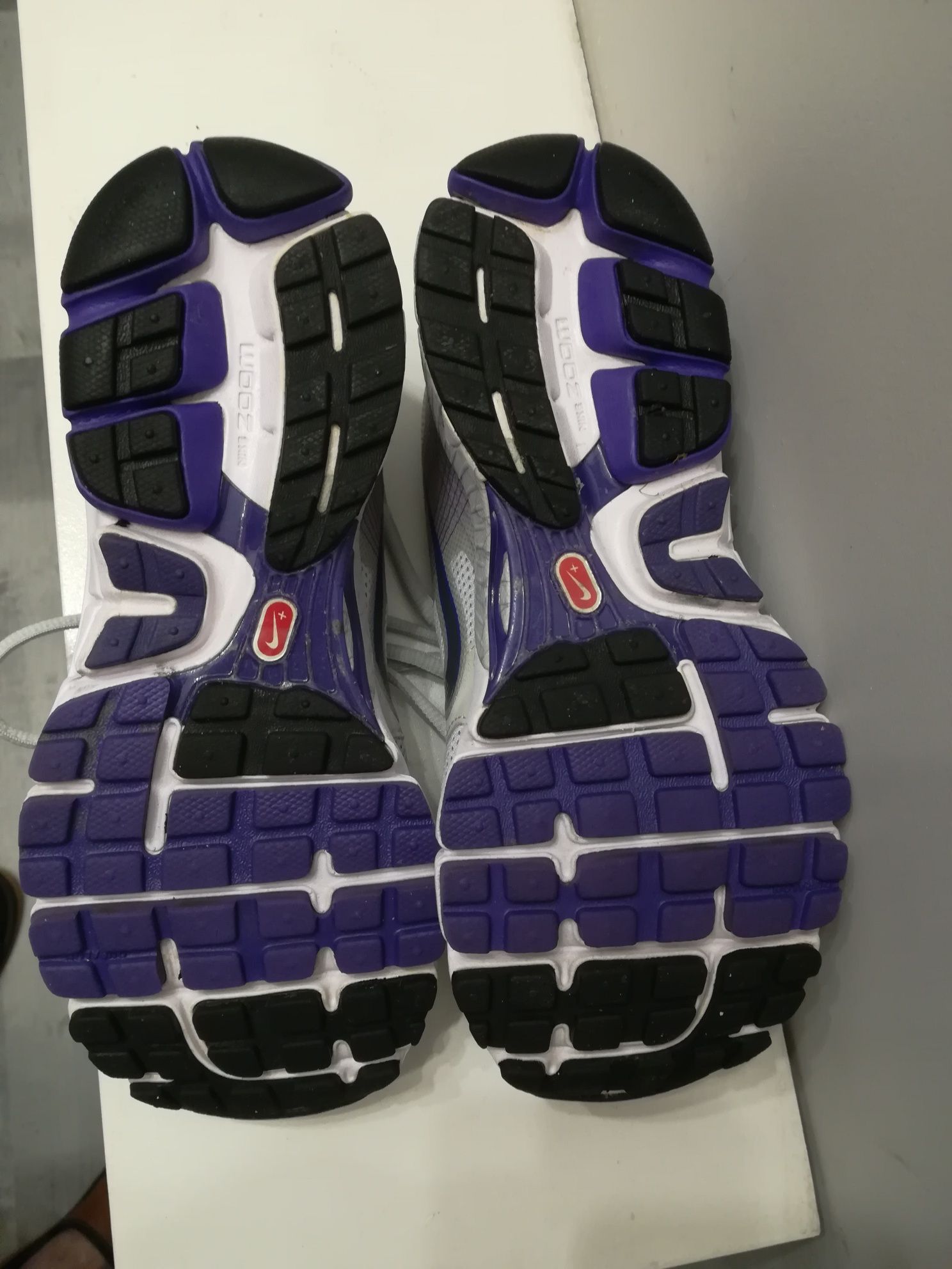 Buty Nike Fitsole 2 damskie rozm 37,5.