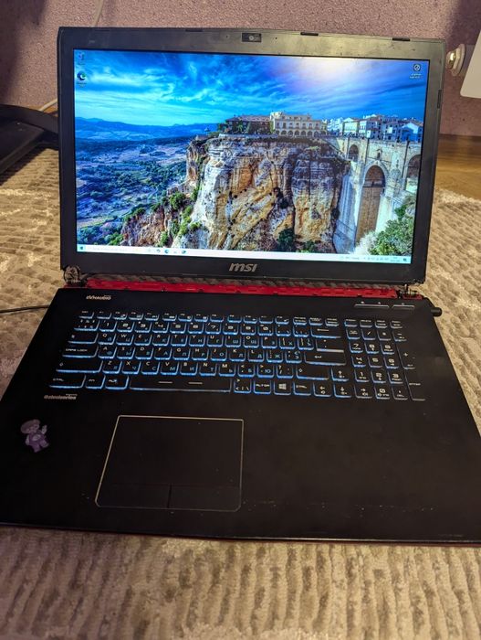 Продам ноутбук MSI