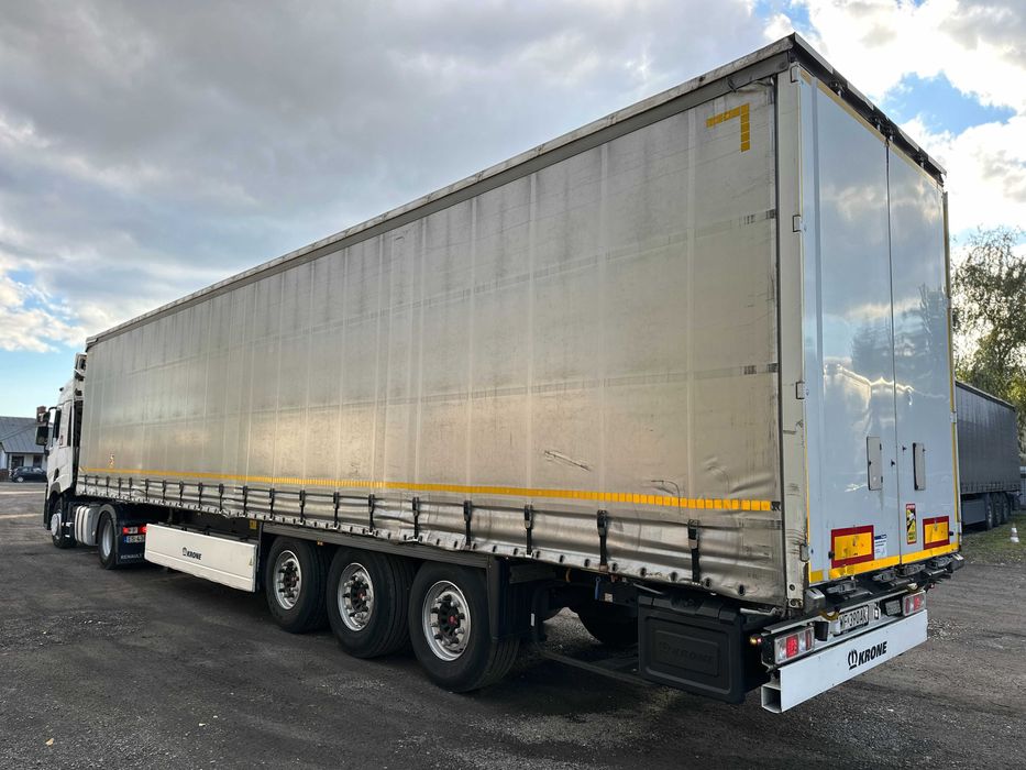 Naczepę firankę KRONE 2020.