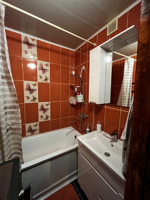 Продам 3х кімнатну квартиру в Олександрії