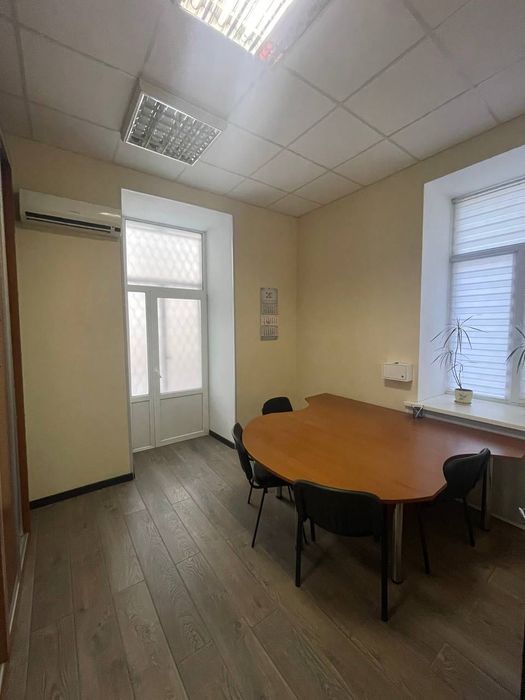 Здам 2 к.38 м.м.Університет,м.Вокзальна-8 хв.пішки