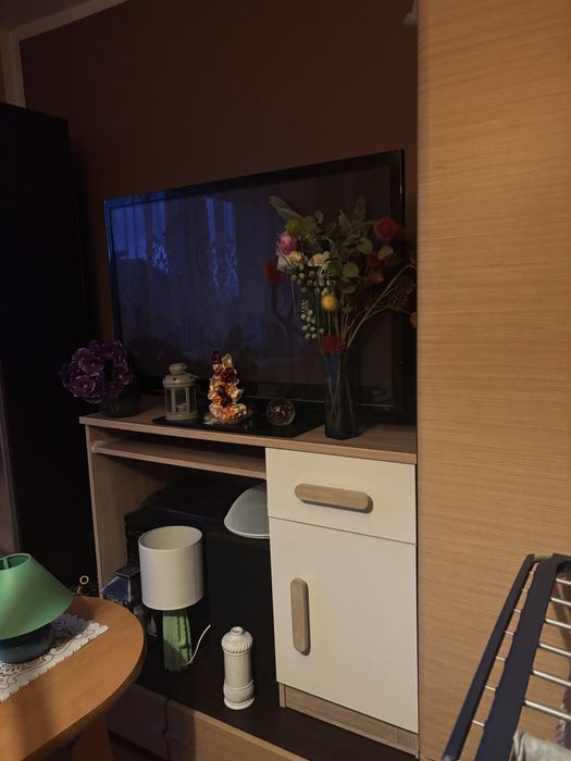 Zestaw mebli do pokoju młodzieżowego