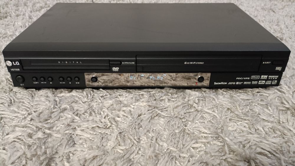 Magnetowid Wideo Video VHS DVD LG V8705B Hi-Fi STEREO 6 głowic pilot