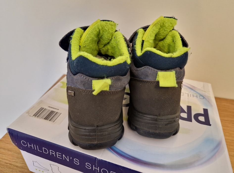 Buty zimowe chłopięce kozaki Primigi rozm. 32