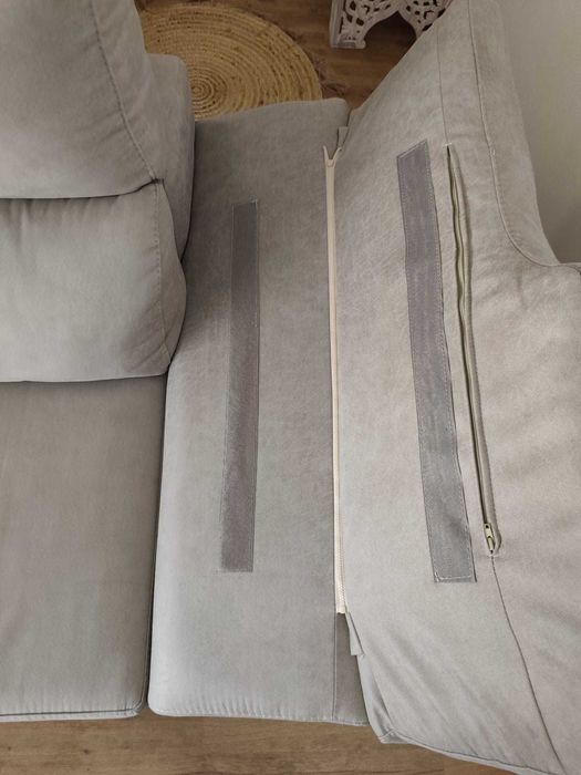 Sofá  premium super confortavel  e com muito pouco uso.