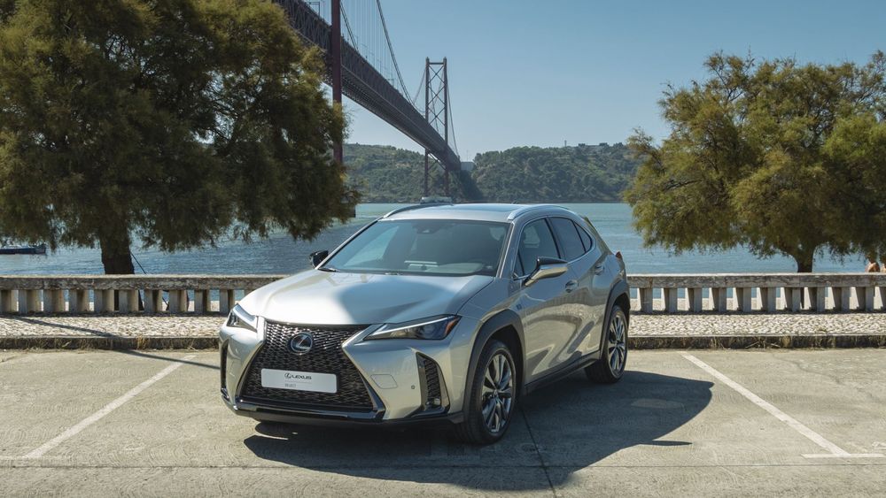 Lexus UX 250h Sport (Ecrã 12.3)