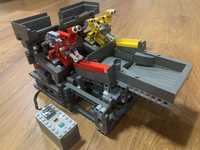 Lego Technic GBC pracujące roboty