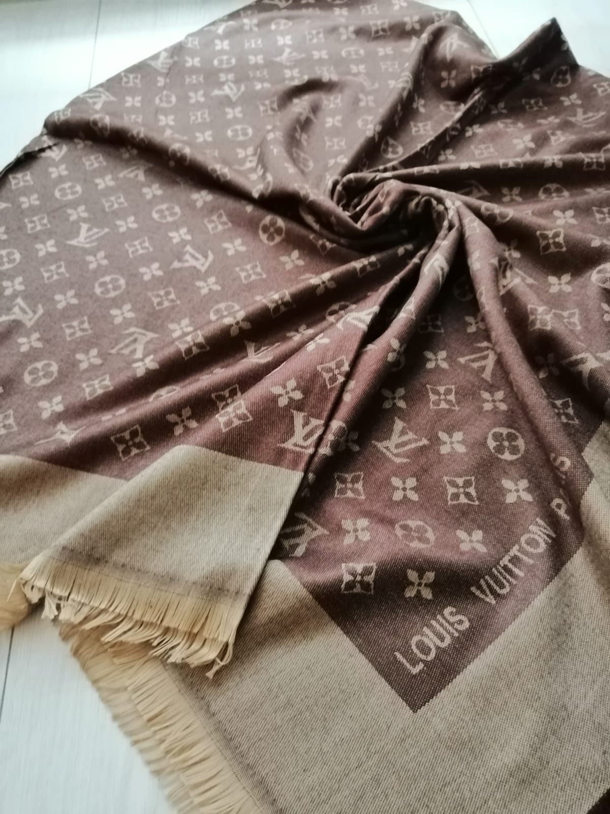 Chusta 140x140 monogram louis vuitton premium lv