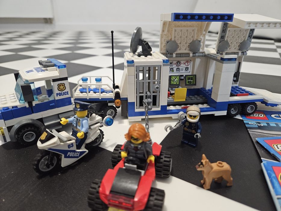 Lego City 60139 Mobilne Centrum Dowodzenia